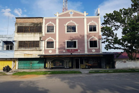 Andys Nur Penginapan by OYO Rooms