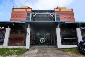 Dinda Homestay Syariah by Oyo