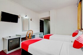 Hotel Wisata by Oyo