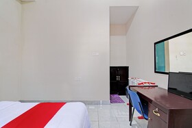 Lavina Guesthouse by OYO