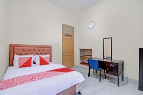 Lavina Guesthouse by OYO