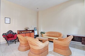 Lavina Guesthouse by OYO