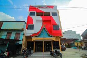 Southern Asia Hotel by OYO Rooms