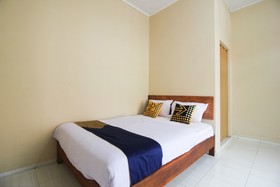 Homestay Bunda Puja by OYO Rooms