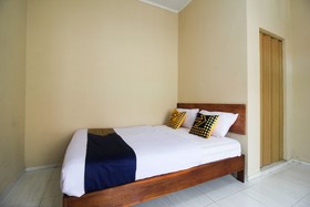 Homestay Bunda Puja by OYO Rooms