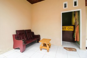 Homestay Bunda Puja by OYO Rooms