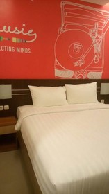 JAV Front One Hotel Lahat