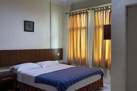 OYO 93502 Homestay Pakmuklis Syariah 2 Near Taman Mini Lhokseumawe