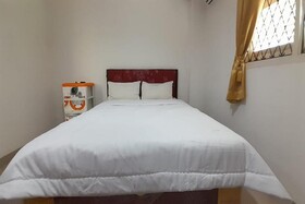 OYO 93502 Homestay Pakmuklis Syariah 2 Near Taman Mini Lhokseumawe