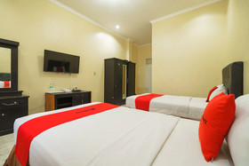 Hotel & Restaurant Sempurna by RedDoorz
