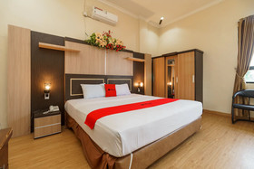 Hotel & Restaurant Sempurna by RedDoorz