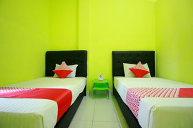 Sherren Guest House by OYO Rooms