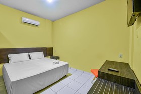 OYO 90259 Apollo Inn