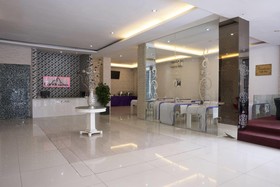 Candi Hotel