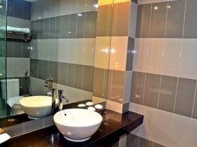 Grand Impression Hotel
