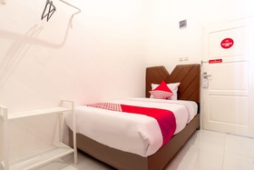 OYO Flagship 1794 Kamojo Gh Medan