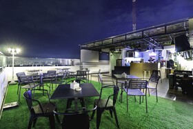 Nivia Hotel