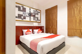 Os Residence by OYO Rooms