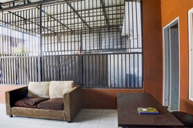 Penginapan Syariah Faster Inn by OYO