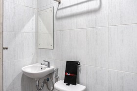 Pondok Kelapa Homestay by RedDoorz