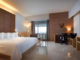 Santika Premiere Dyandra Hotel & Convention Medan