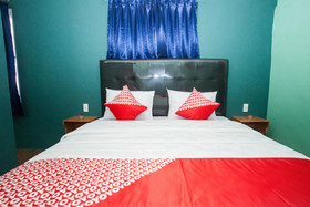 Sentosa Jaya Guest House by OYO Rooms