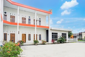 Spot ON 93947 Bahagia Guest House