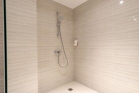 Travel Hub Hotel by OYO Rooms