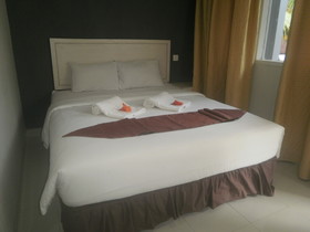 Cavery Beach Hotel