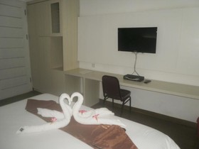 Cavery Beach Hotel