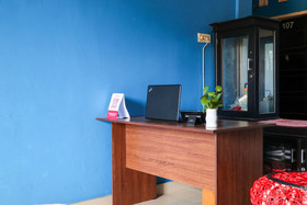 Delima Guest House Syariah by OYO Rooms