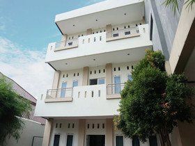 Grya Lavinsa by OYO Rooms