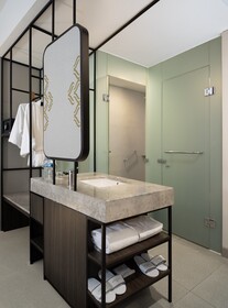 Hotel Santika Premiere Padang