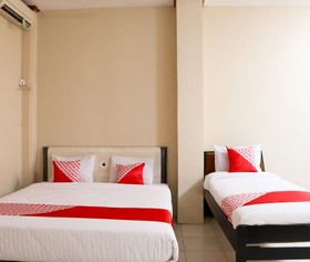 Lenggogeni House by OYO Rooms