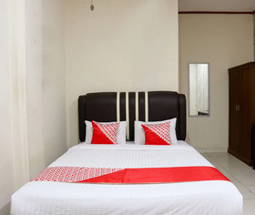 Lenggogeni House by OYO Rooms