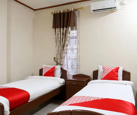 Lenggogeni House by OYO Rooms