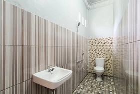 Lubuk Nyarai Homestay Syariah by OYO Rooms
