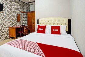 Maqomi Homestay Syariah by OYO