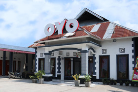 Penginapan Eby by OYO Rooms