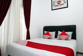 Penginapan Eby by OYO Rooms