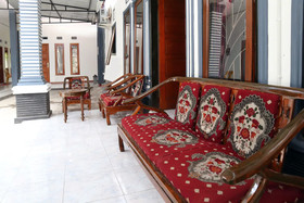 Penginapan Eby by OYO Rooms