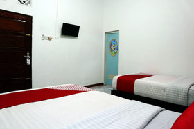Penginapan Eby by OYO Rooms