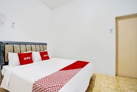 Pondok Amak Syariah By OYO