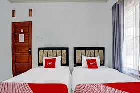 Pondok Amak Syariah By OYO