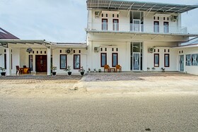 Pondok Amak Syariah By OYO