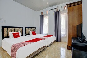 Pondok Amak Syariah By OYO