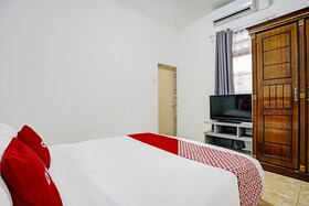 Pondok Amak Syariah By OYO