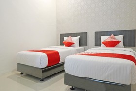 Sachila Residence Syariah  by OYO Rooms