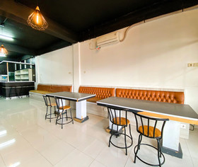 Sho Family Homestay & Resto by OYO Rooms
