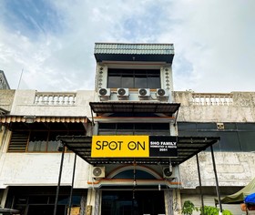 Sho Family Homestay & Resto by OYO Rooms